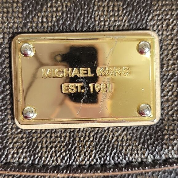 MICHAEL KORS Signature Brown Wallet - Picture 7 of 8